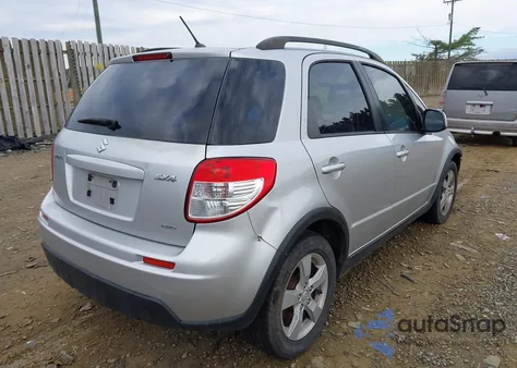 2011 Suzuki Sx4 Premium/Tech Valu Pkg (Nav) from USA, damaged, VIN JS2YB5A32B6301815